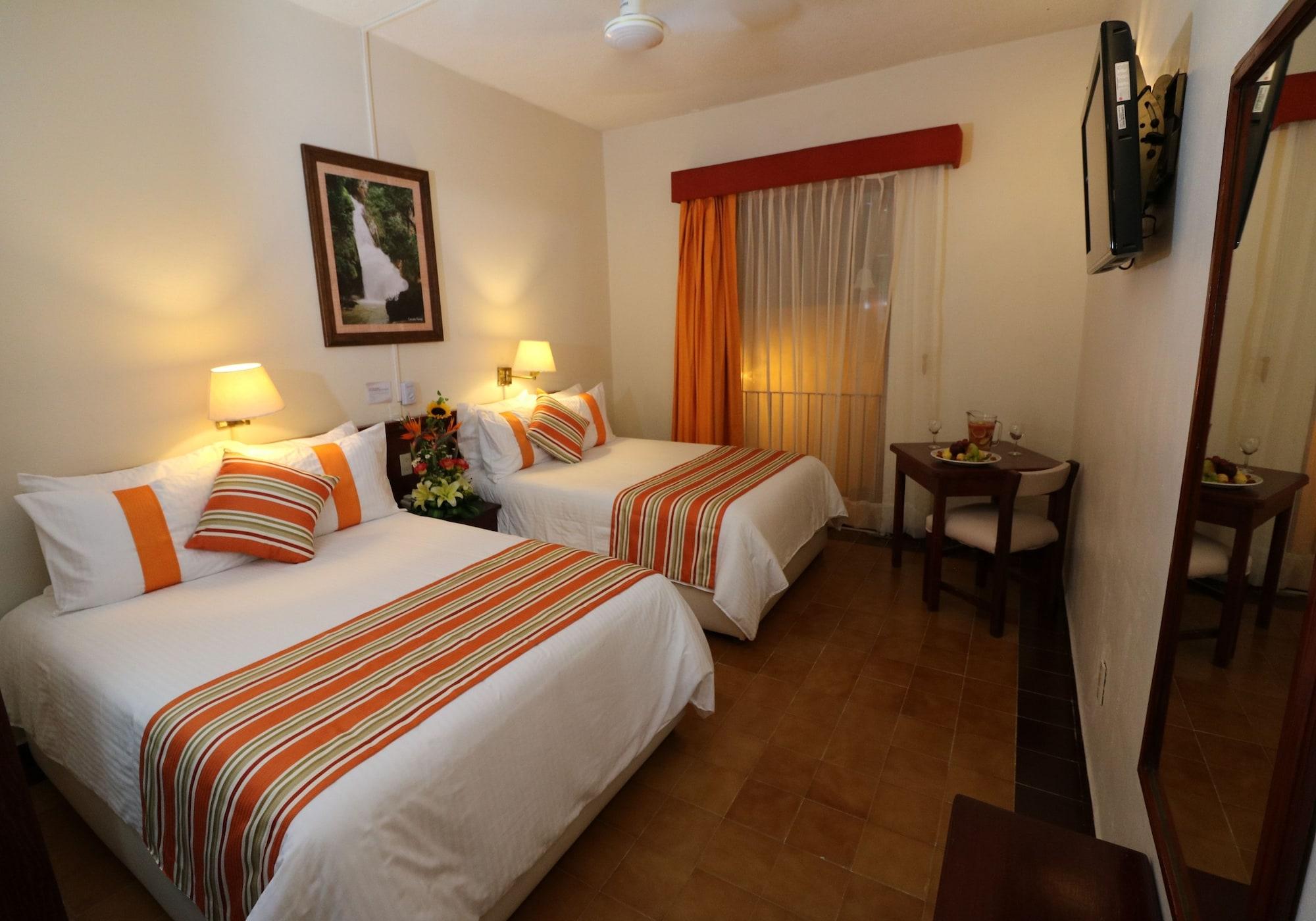 Hotel Mision Jalpan de Serra Esterno foto