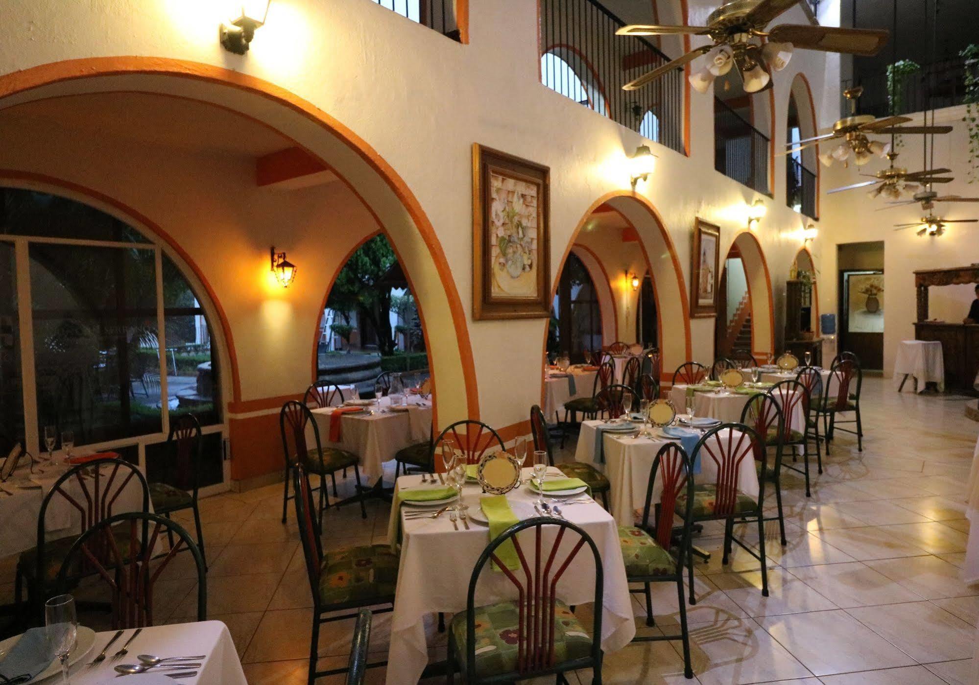 Hotel Mision Jalpan de Serra Esterno foto